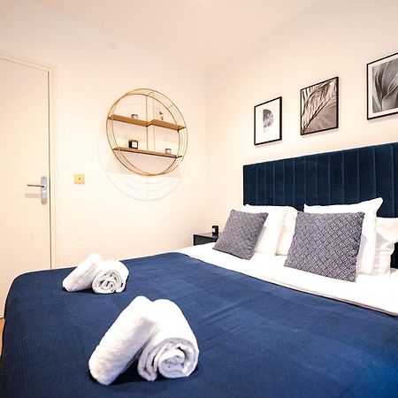Beautiful Apartments In Le "Haut Marais" ปารีส ภายนอก รูปภาพ